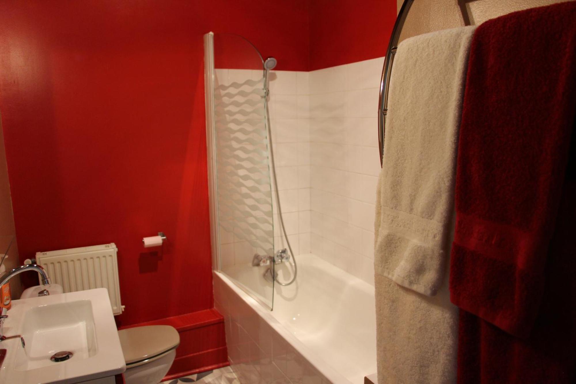 Hotel La Rapiette de Noblat à Saint-Léonard-de-Noblat Extérieur photo