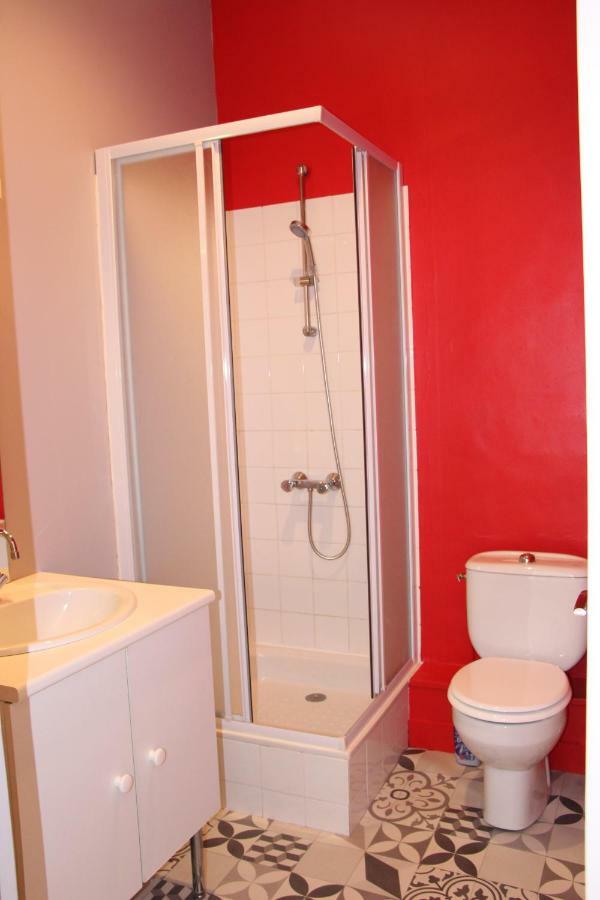 Hotel La Rapiette de Noblat à Saint-Léonard-de-Noblat Extérieur photo